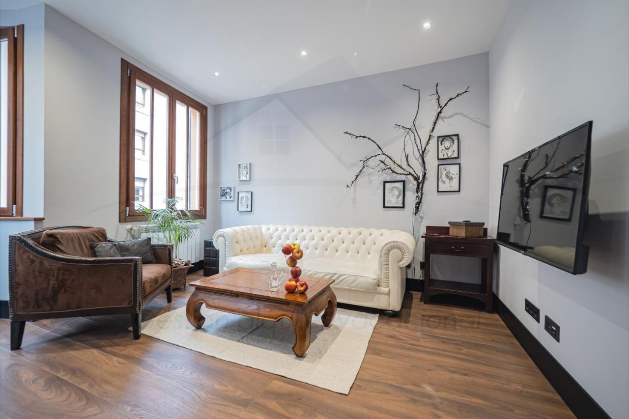 Chambre Noir Apartamento Oviedo Ngoại thất bức ảnh