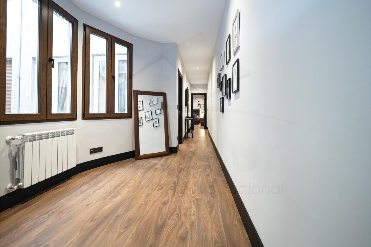 Chambre Noir Apartamento Oviedo Ngoại thất bức ảnh